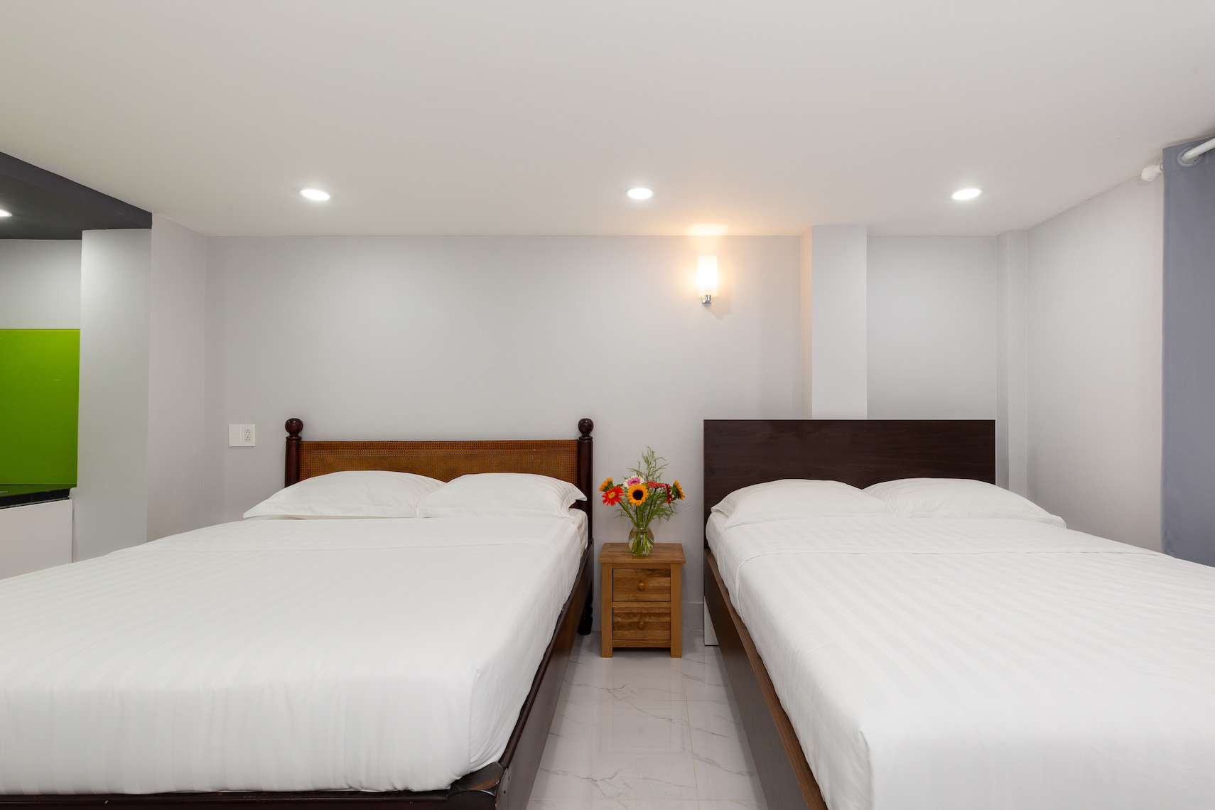 Tran Chau Hotel, 2 beds